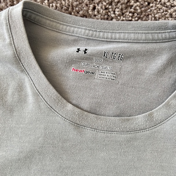 Under Armour T Shirt - Picture 4 of 6